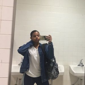 Meet your Posher, Kennedy